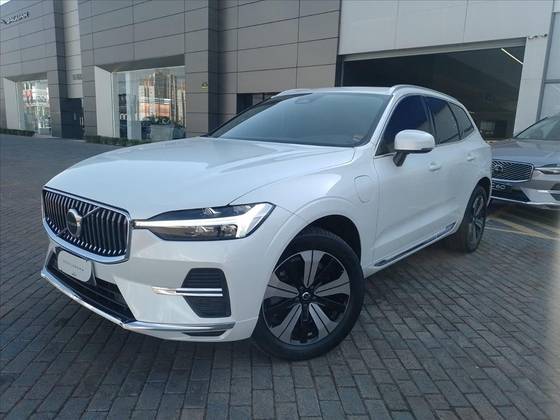 VOLVO XC60 2.0 T8 RECHARGE PLUS AWD GEARTRONIC VOLVO XC60 2.0 T8 RECHARGE PLUS AWD GEARTRONIC
